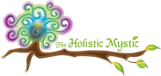 The Holistic Mystic logo